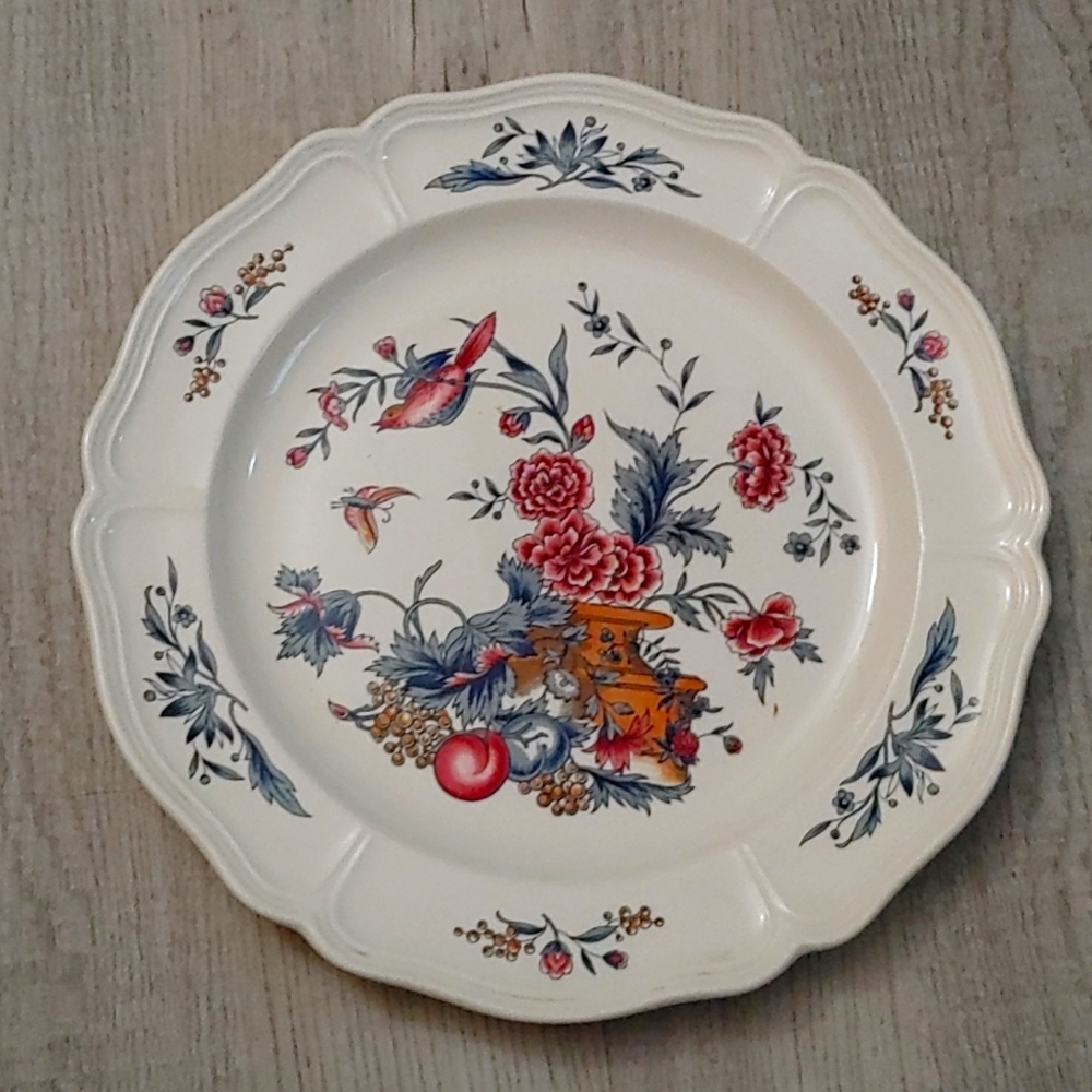 WedgwoodDinner plate